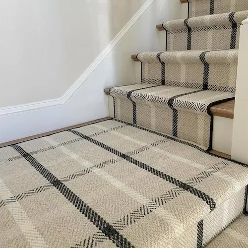 Patterned Stair Carpets that Hide Dirt